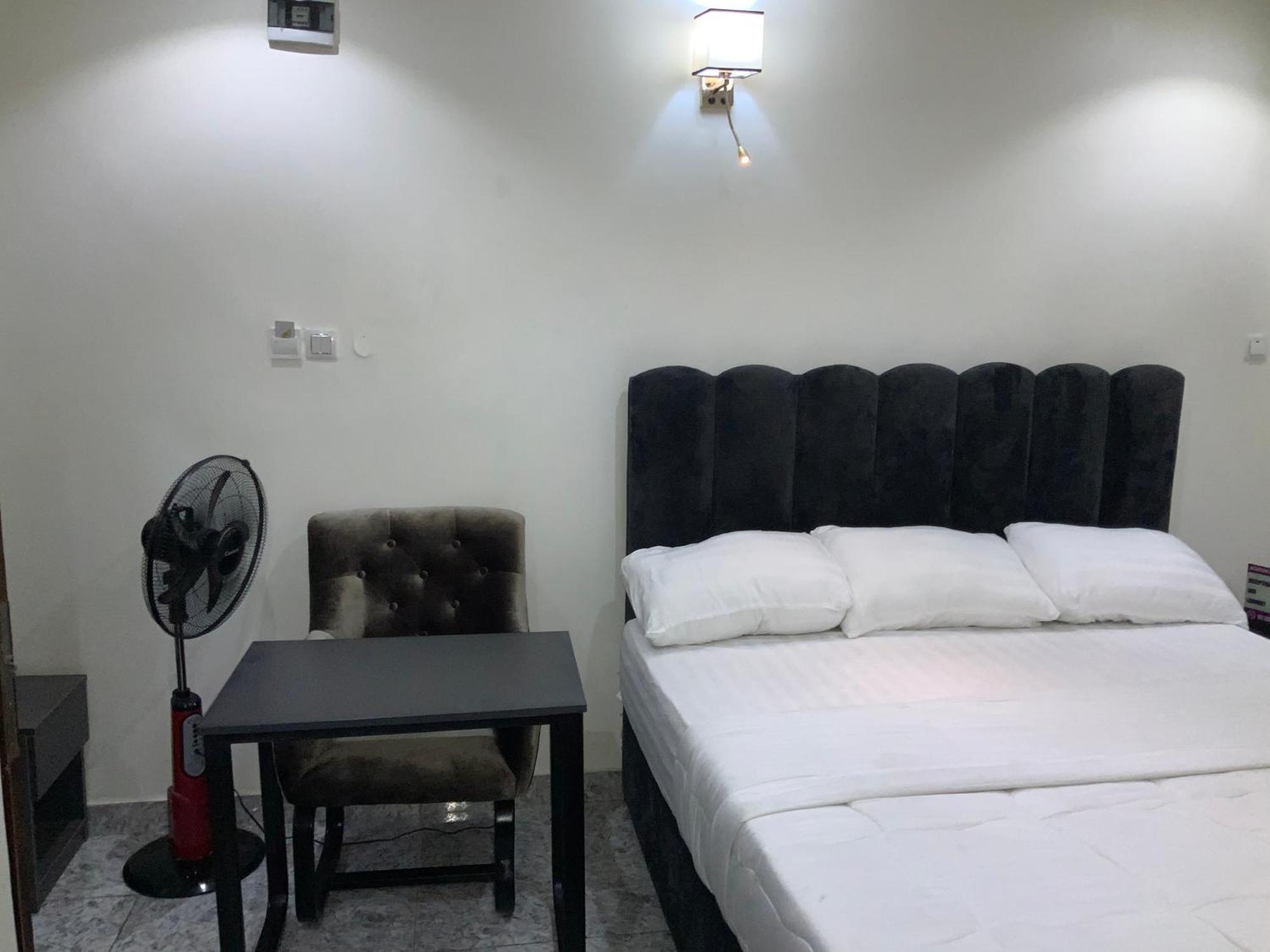 March Forte 3 Bedroom Apartment Ikeja Exterior foto